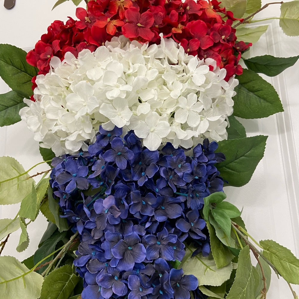 GORGEOUS PATRIOTIC AMERICANA DOOR SWAG - Picture 3 of 3